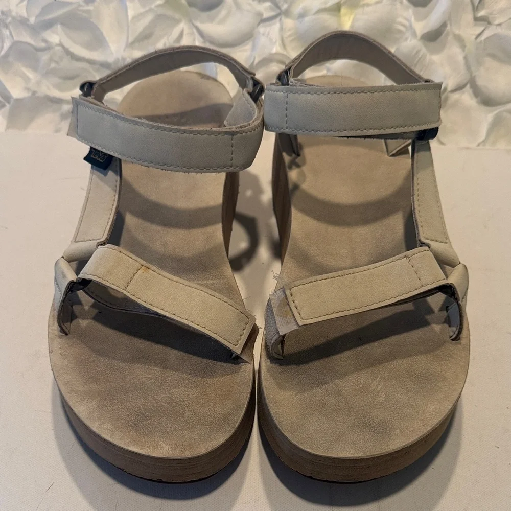 Teva Women's Tan Sandals - Picture 1 of 5
